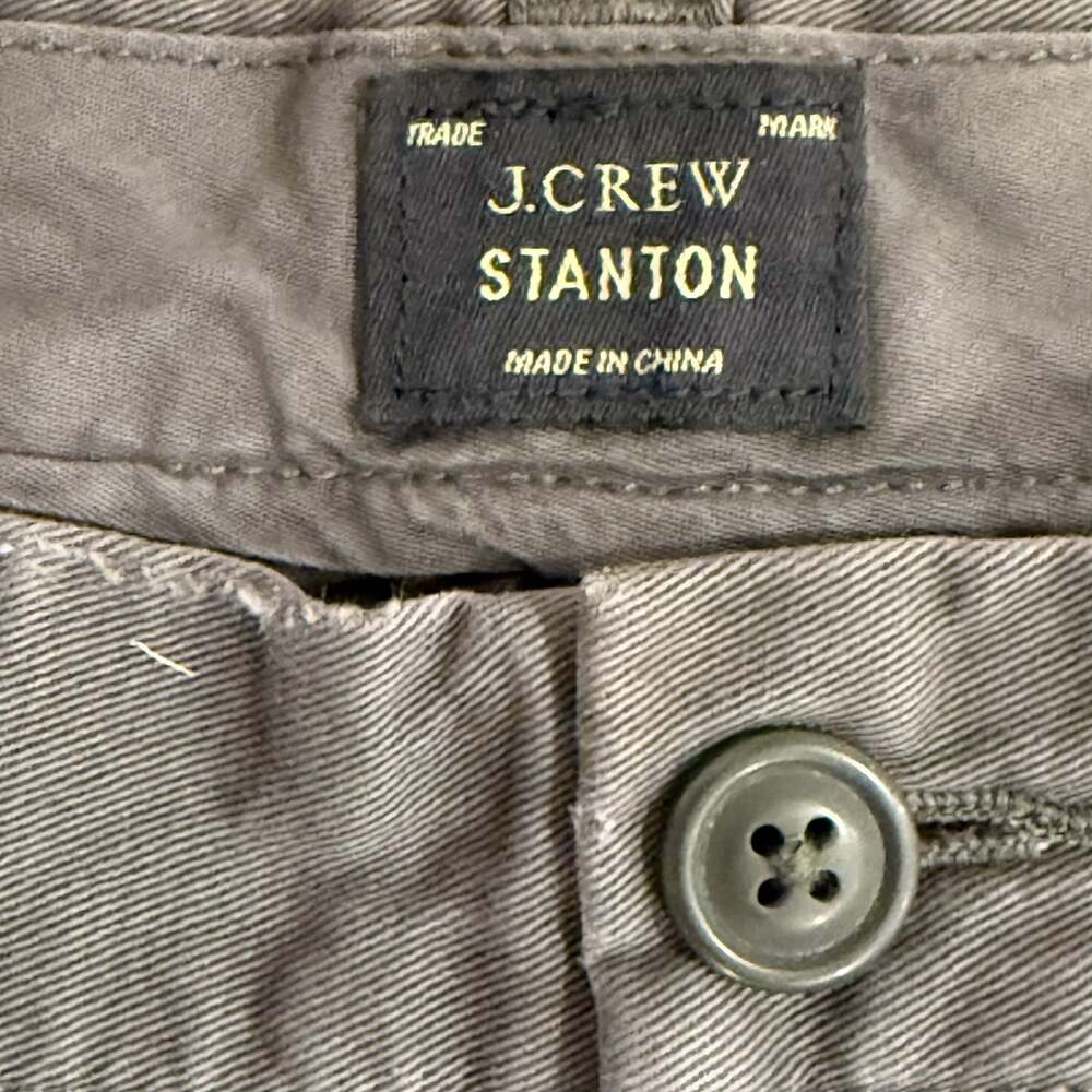 J.Crew Stanton 9" Chino Shorts Men's Grey Flat Front Cotton Twill 34 - Picture 2 of 6